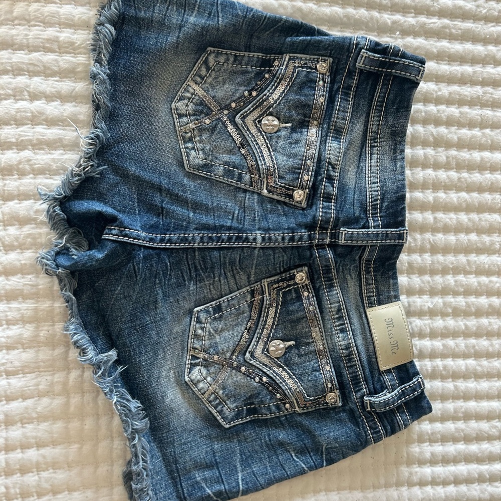 Miss Me Blue Curvy Denim Shorts with Embellished Pockets Size 32
